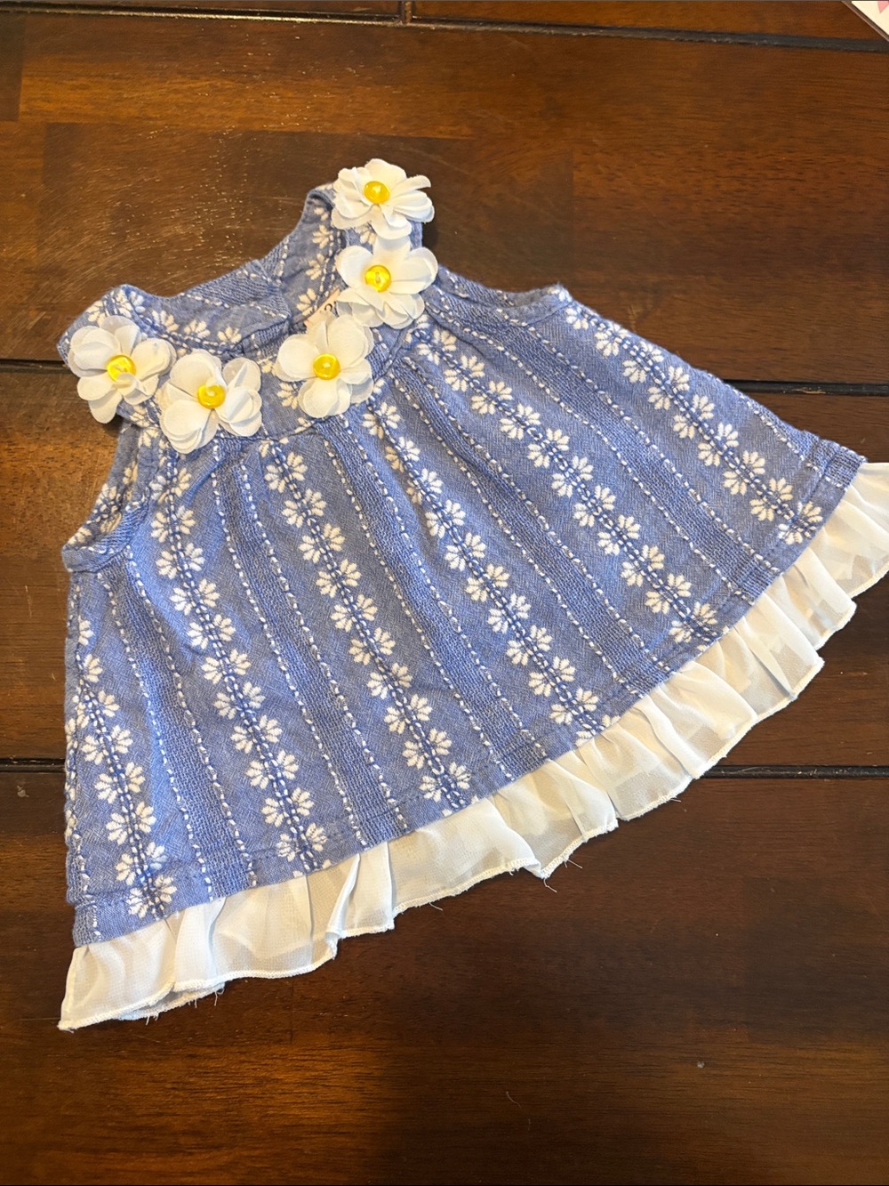 Sleeveless Blue Daisy-Print Girls' top with Floral Neckline